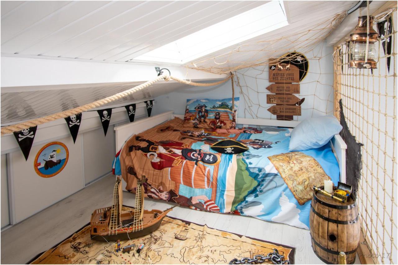 "Le Pirate Beneze"Gite Insolite,Situation Ideale,Accueil Attentionne Trizay Esterno foto